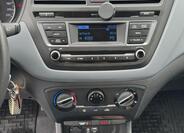 Hyundai i20 15