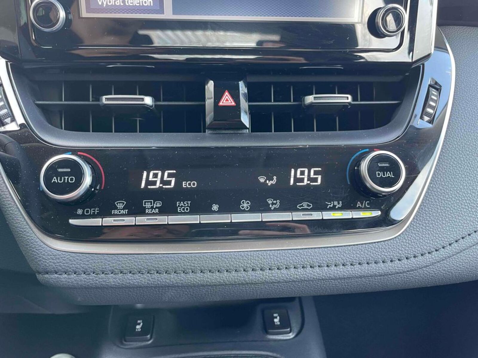 Toyota Corolla 23
