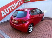 Peugeot 208 6