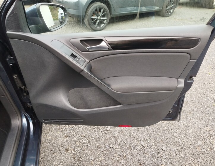 Volkswagen Golf 28