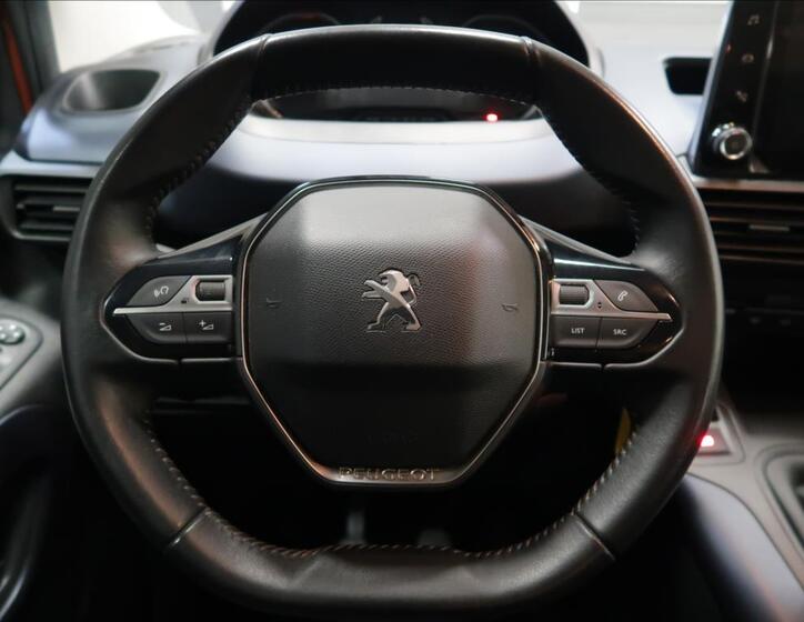 Peugeot Rifter 12