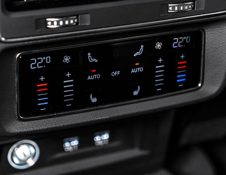 Audi SQ8 23