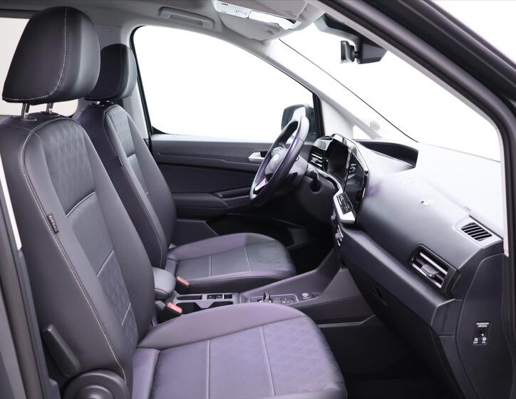 Ford Tourneo Connect 11