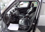 Mini Countryman 12