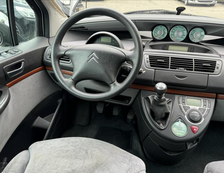 Citroën C8 39