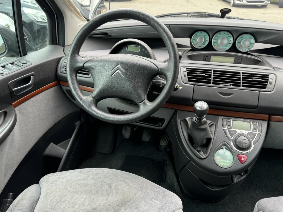 Citroën C8