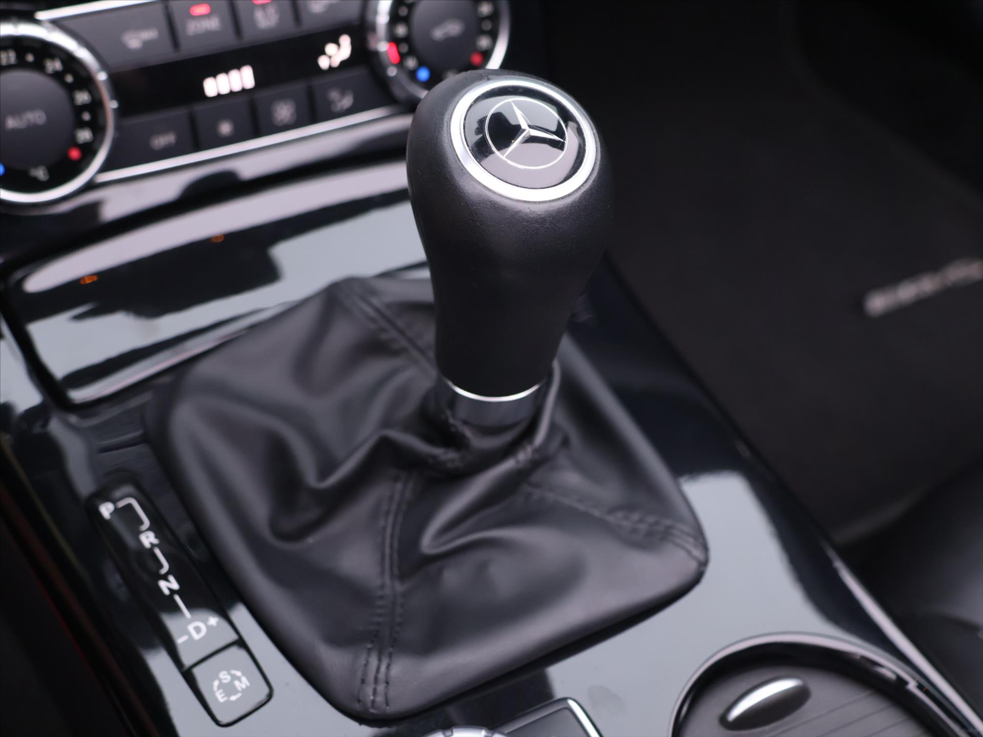 Mercedes-Benz SLK