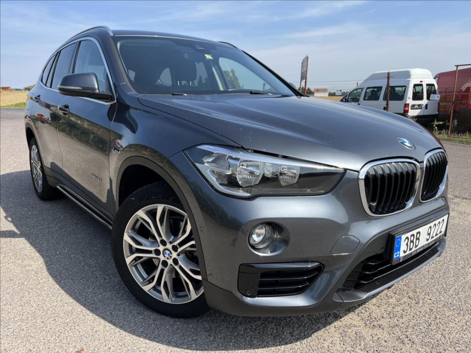 BMW X1 40