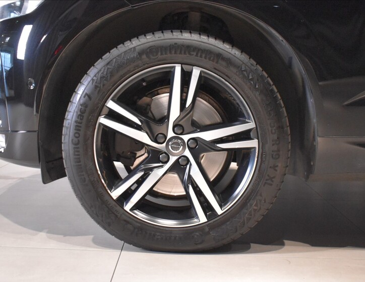 Volvo XC60 7