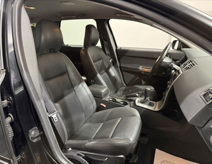 Volvo V50 18