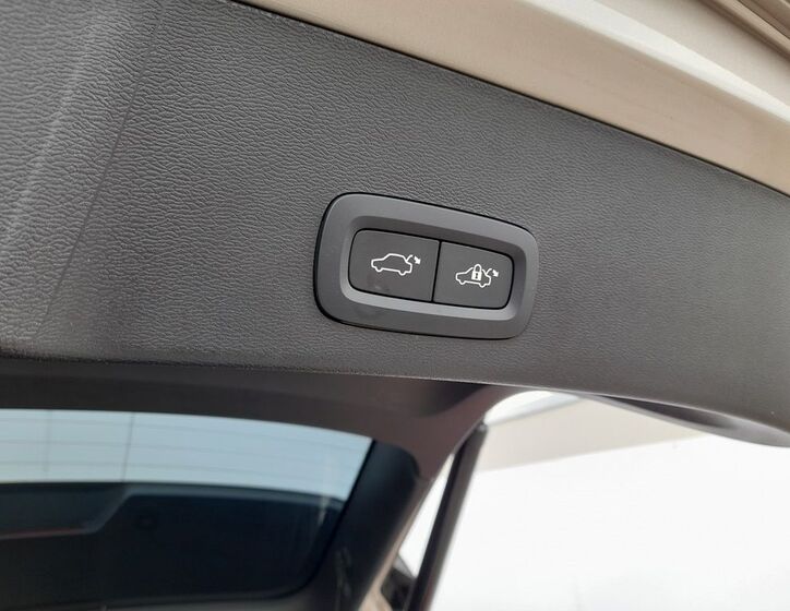 Volvo XC40 28
