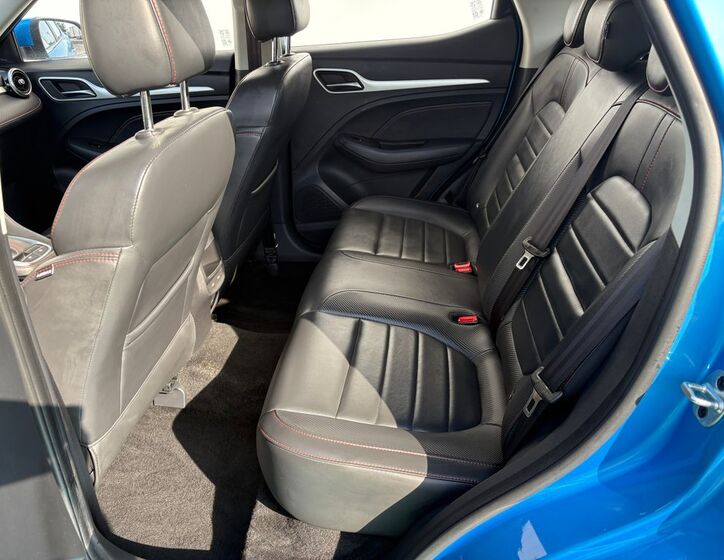 MG ZS 7