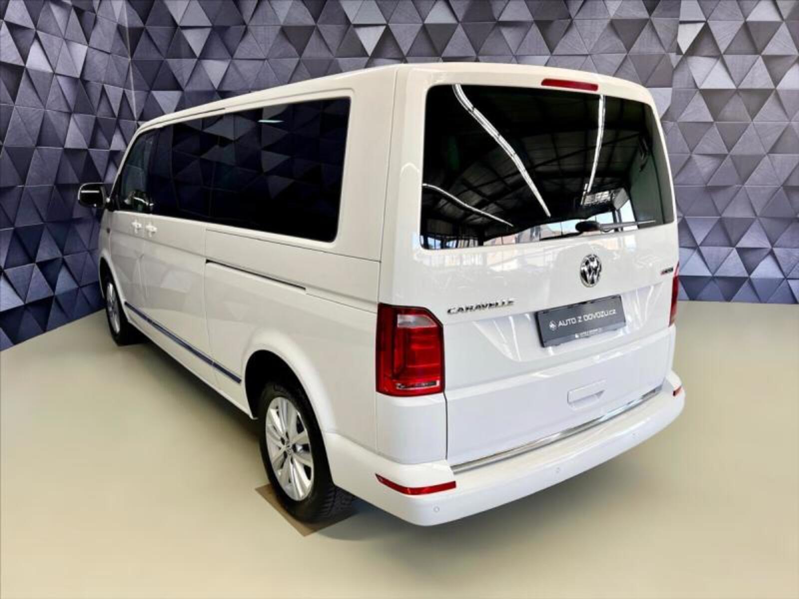 Volkswagen Caravelle 5