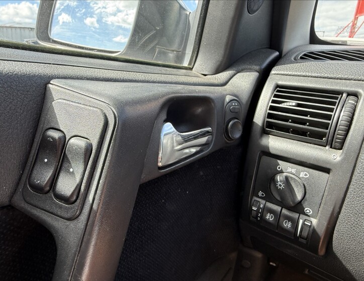 Opel Astra 12