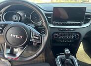 KIA XCeed 6