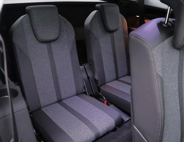 Peugeot 5008 15