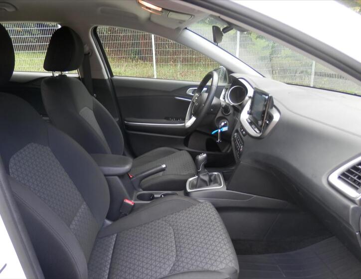 KIA Ceed 12