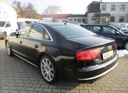 Audi A8 4