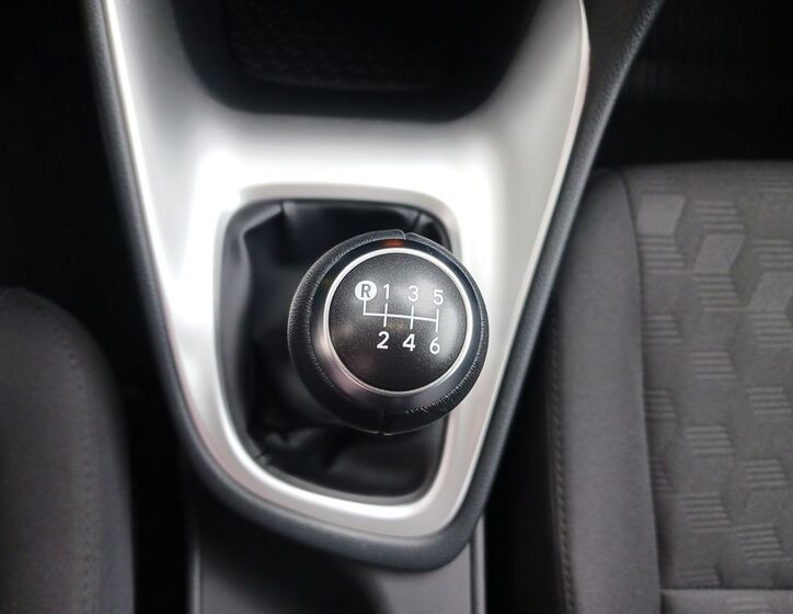 Toyota Yaris 23
