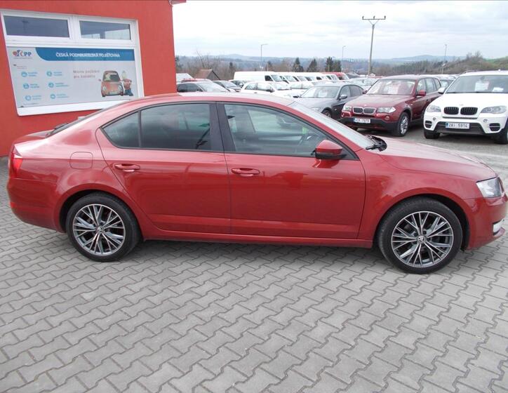 Škoda Octavia 8