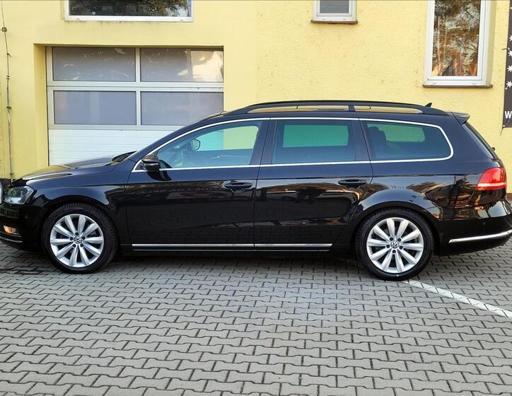 Volkswagen Passat 9