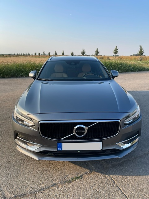 Volvo V90