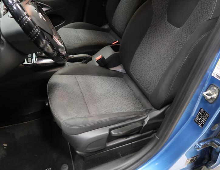 Opel Crossland X 23