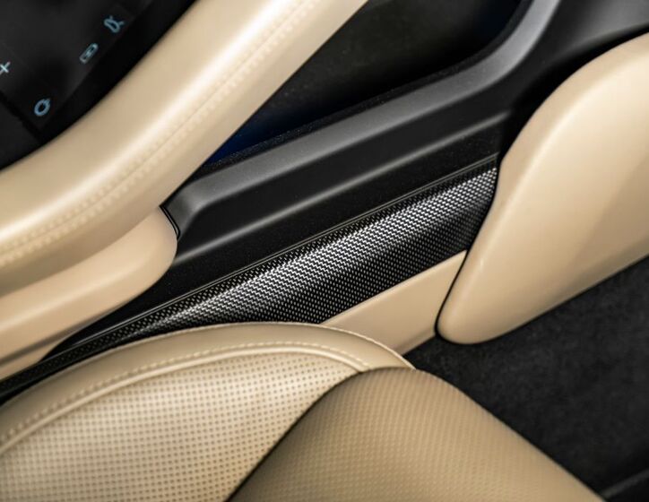 Porsche Taycan 22