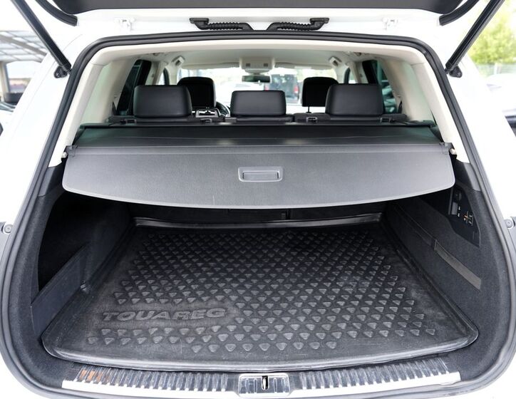 Volkswagen Touareg 13