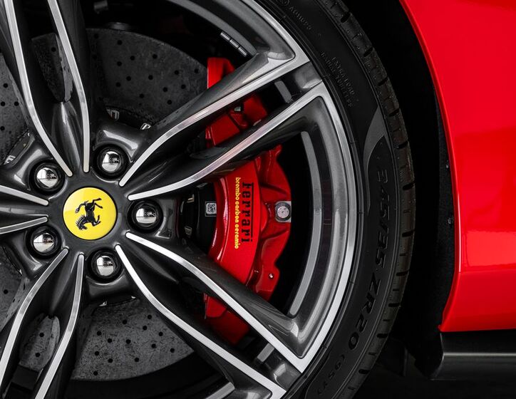 Ferrari Roma 14