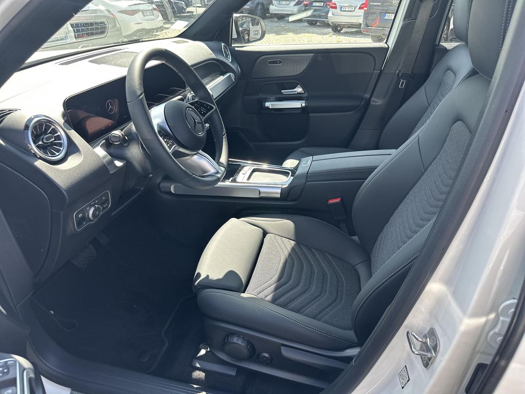 Mercedes-Benz EQB