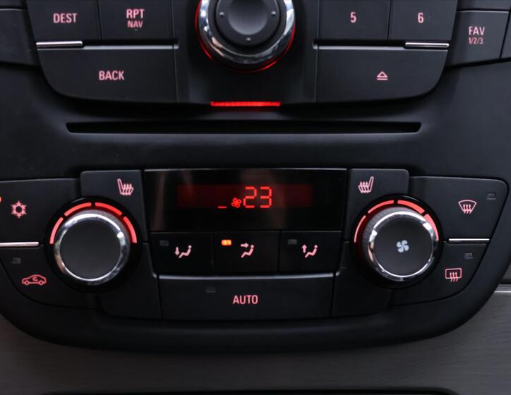 Opel Insignia 27