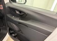 Mercedes-Benz Vito 26