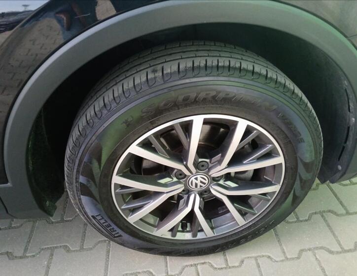 Volkswagen Tiguan 37