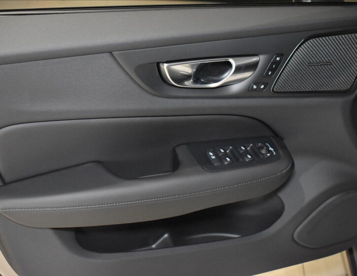 Volvo V60 13