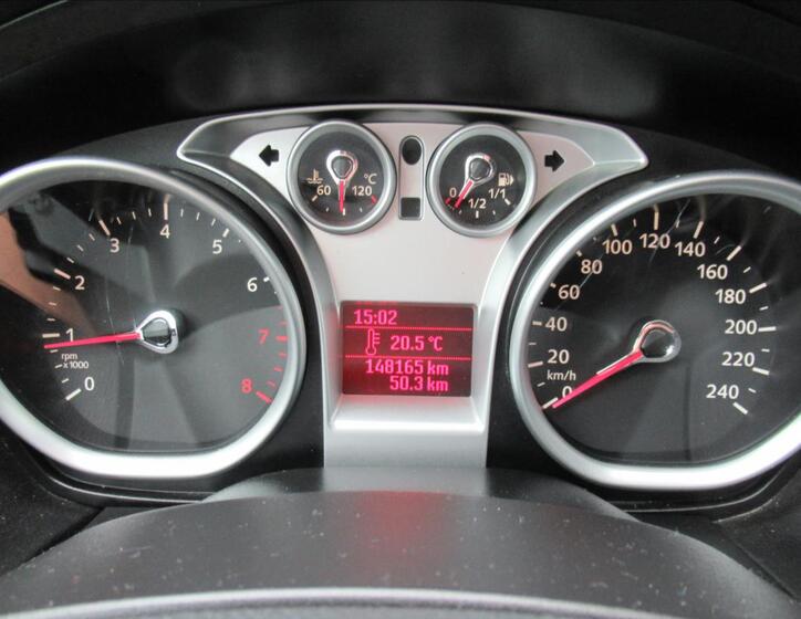 Ford Focus 13