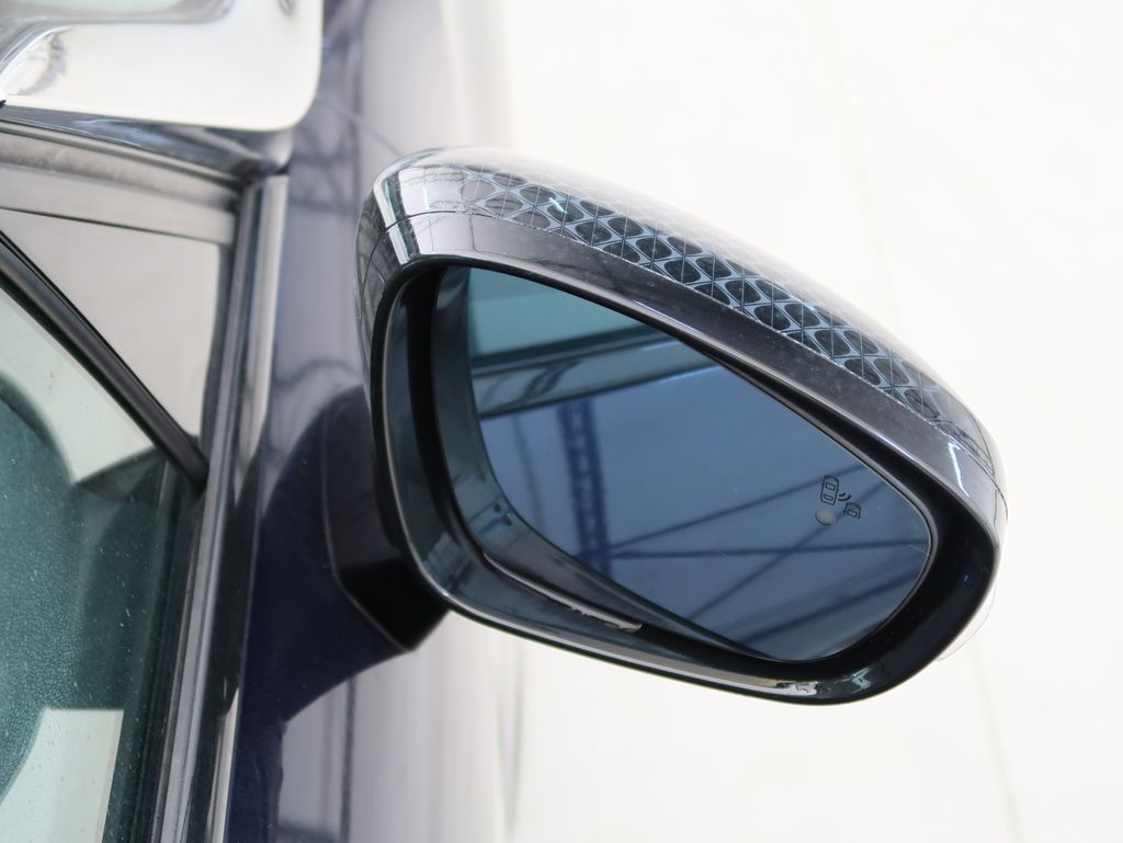 DS Automobiles DS5