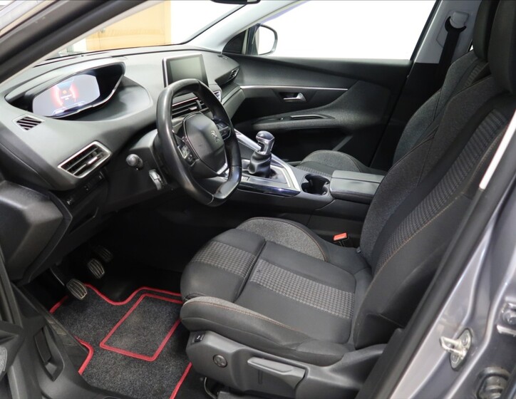 Peugeot 5008 7