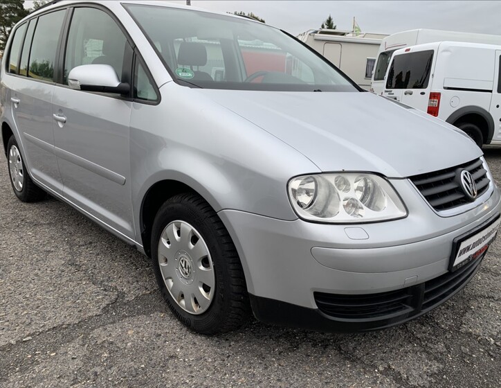Volkswagen Touran 12