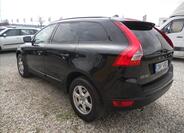 Volvo XC60 8