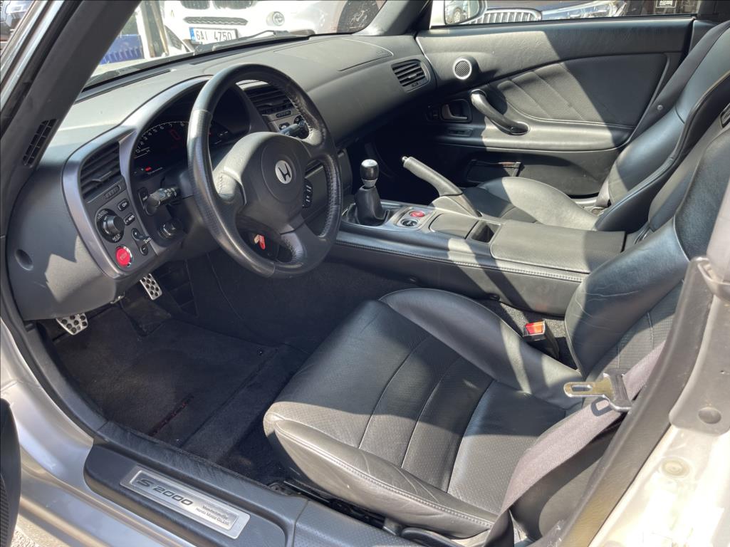Honda S2000