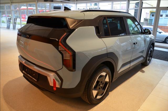 KIA EV3 SV1