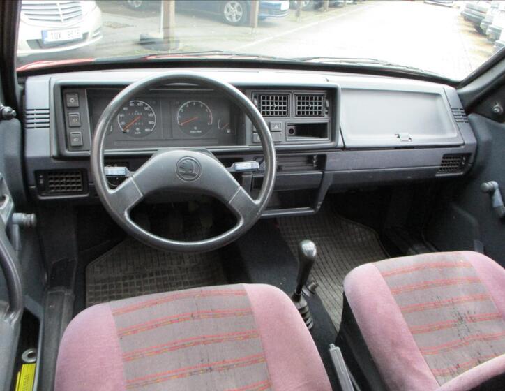 Škoda Forman 7