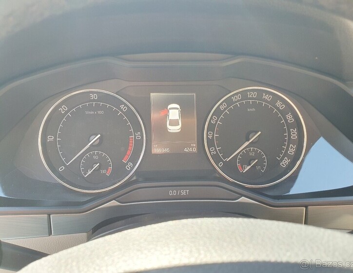 Škoda Superb 14