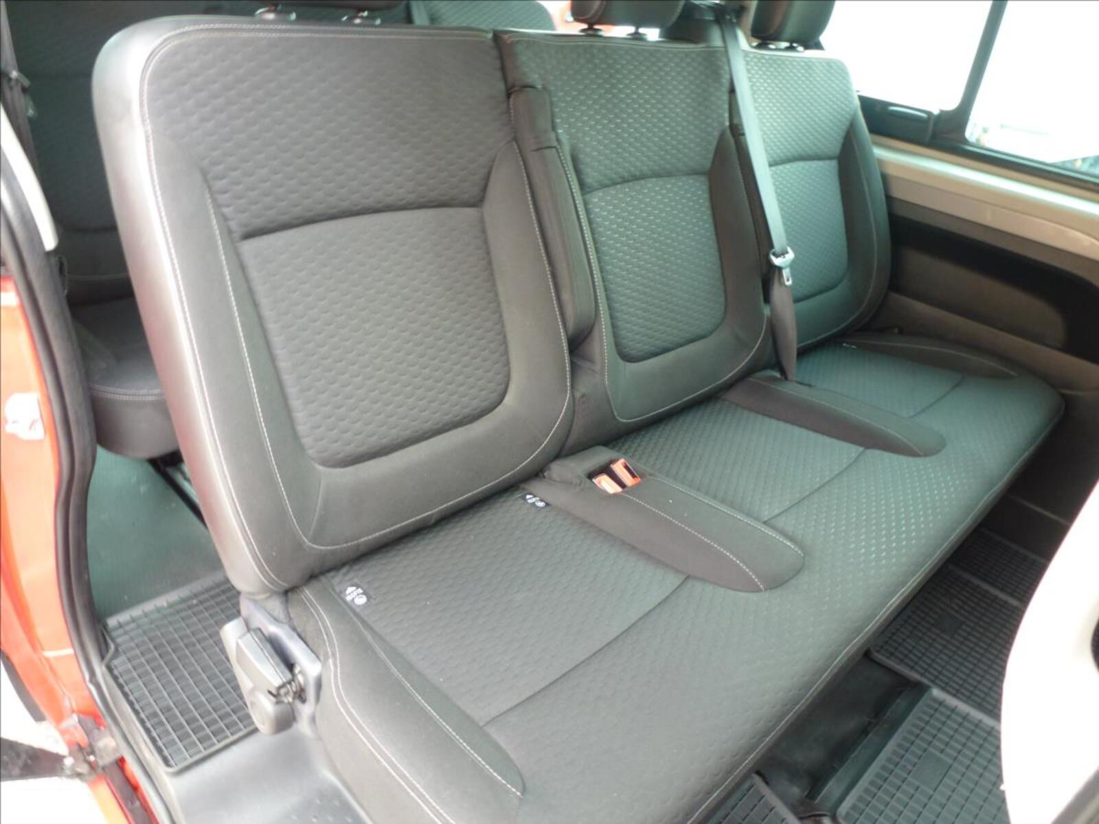 Opel Vivaro 22