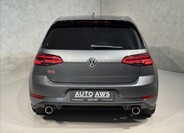 Volkswagen Golf 10