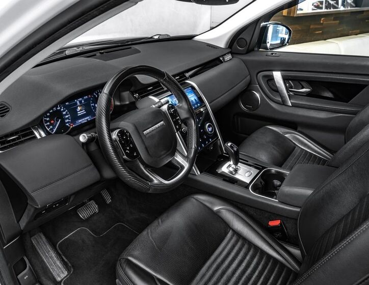 Land Rover Discovery 10