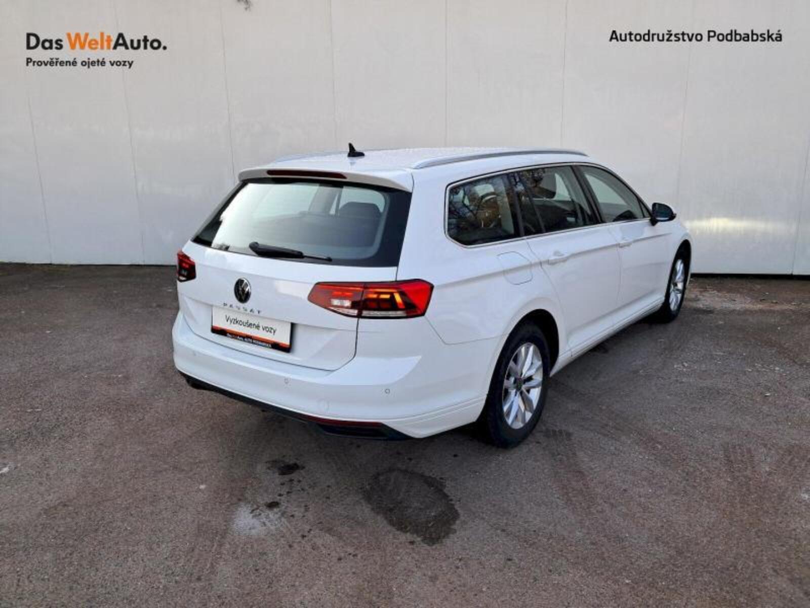 Volkswagen Passat 2