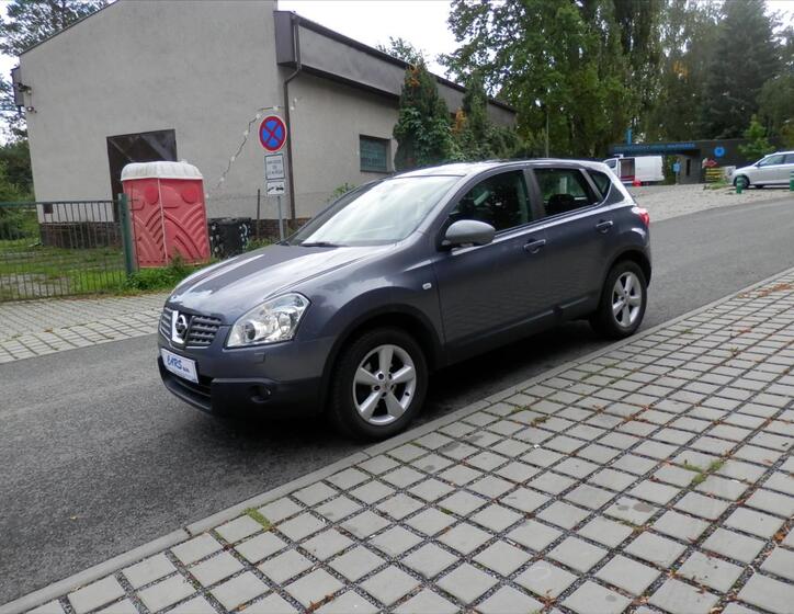 Nissan Qashqai 1