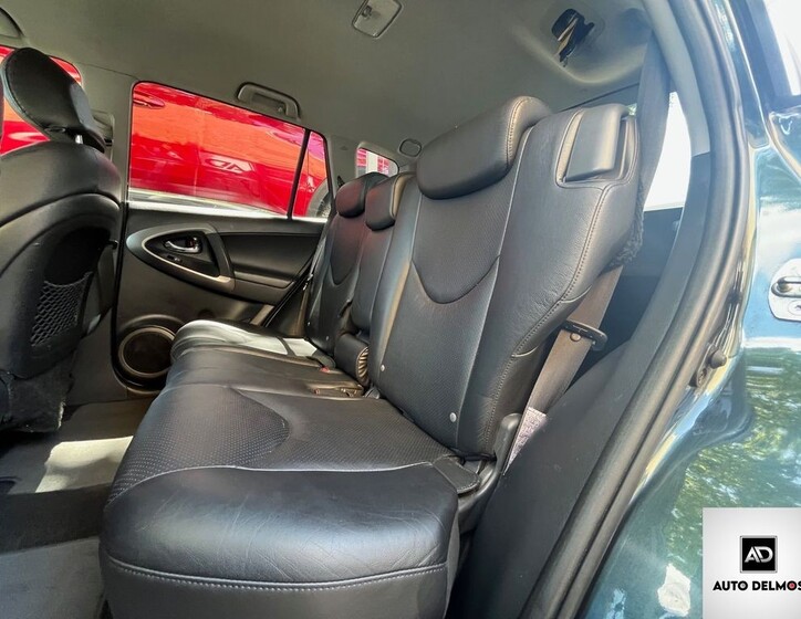 Toyota RAV4 32